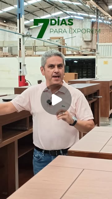 Reel: comedores y cajoneras de expositores